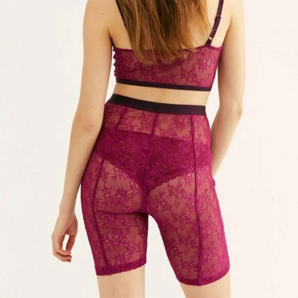 Free People Lucy Lace bike shorts‎ size XS maroon